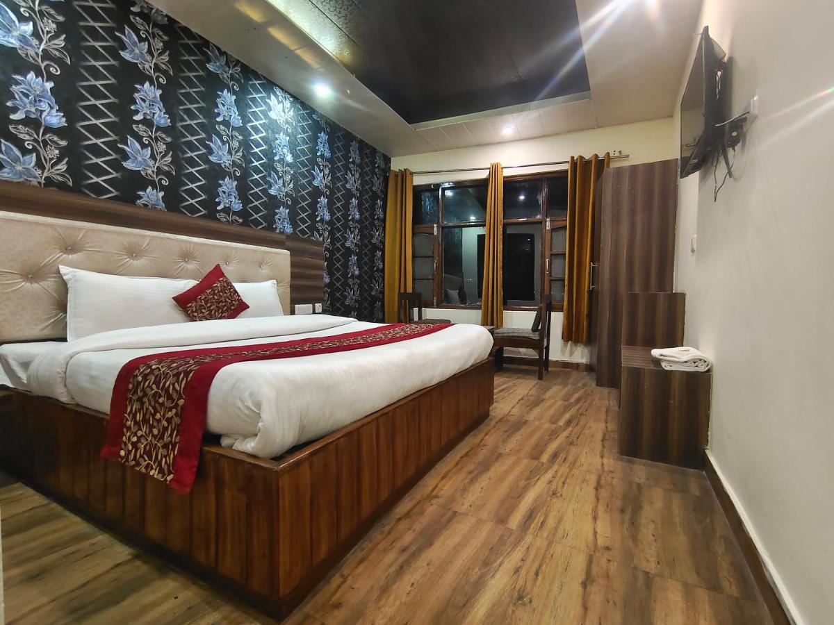 Magic Stays - Shimla Royale - Free Pickup From Railway Station Шимла Екстериор снимка